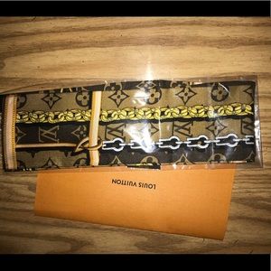 Monogram confidential bandeau